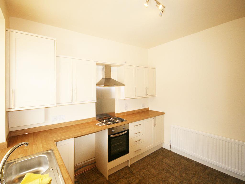 2 bedroom terraced house To Let in Barnoldswick - IMG_1202.jpg